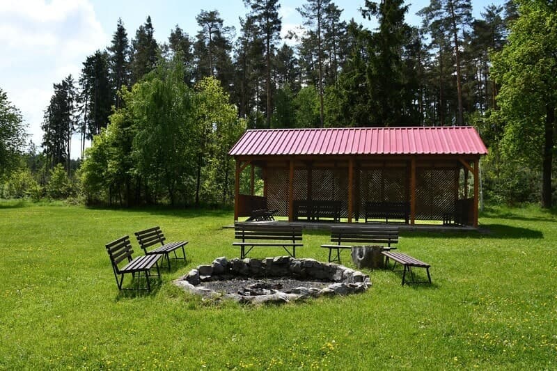 Griloviště v areálu Nová louka